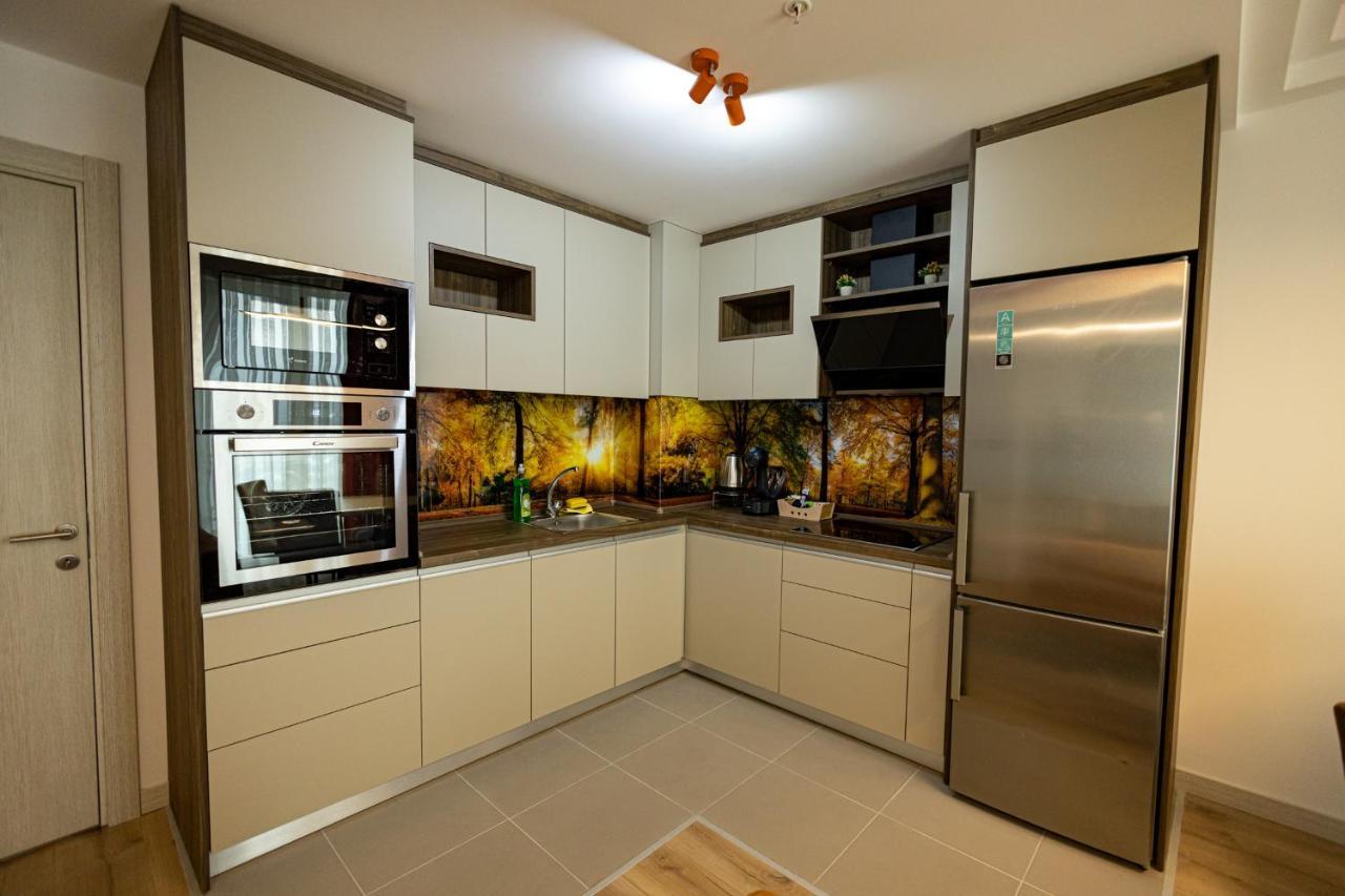 19Th & 18Th Floor Secure Apartments With Pool & Fitness & Parking Included In Price سكوبجي المظهر الخارجي الصورة