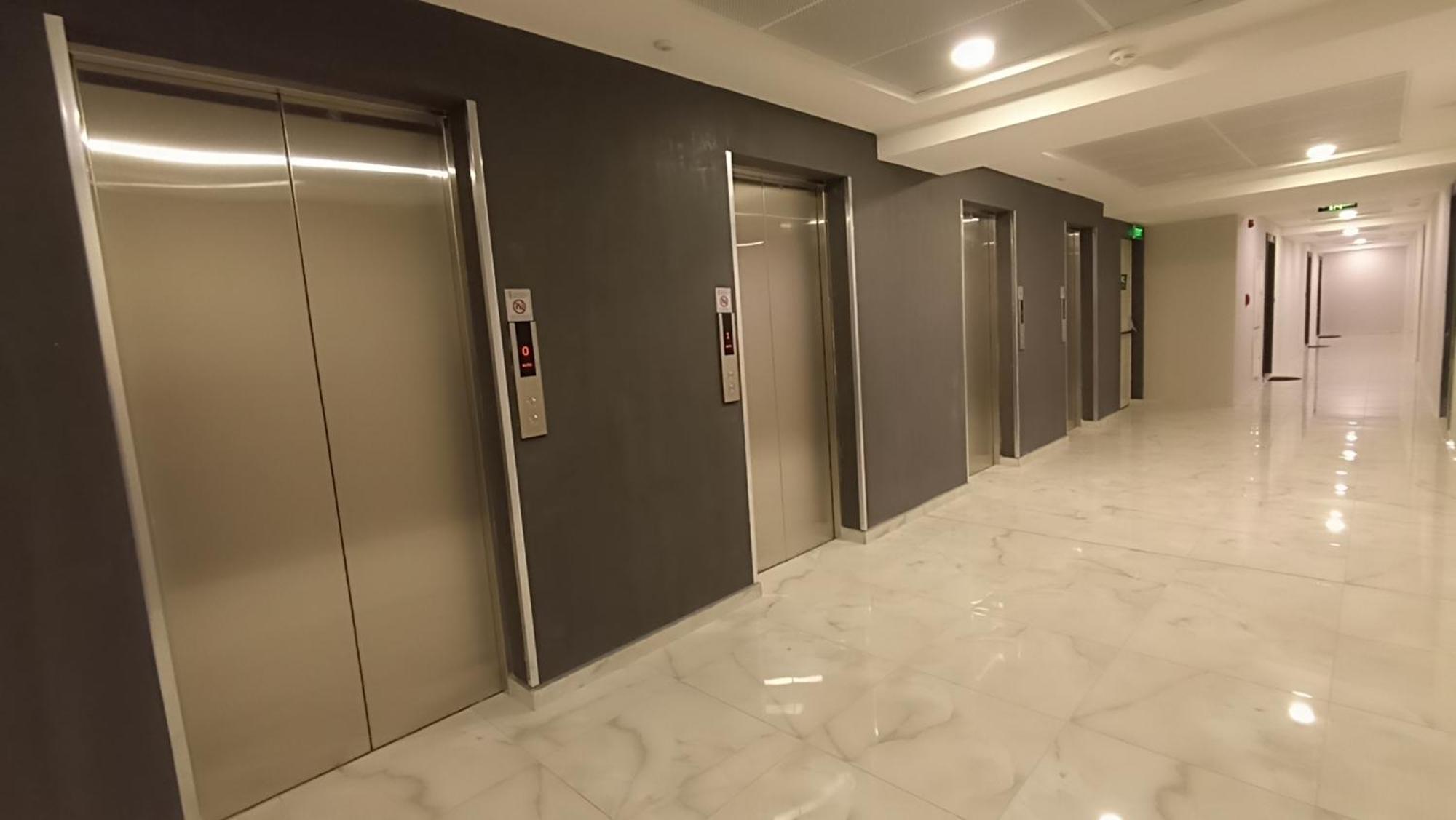 19Th & 18Th Floor Secure Apartments With Pool & Fitness & Parking Included In Price سكوبجي المظهر الخارجي الصورة