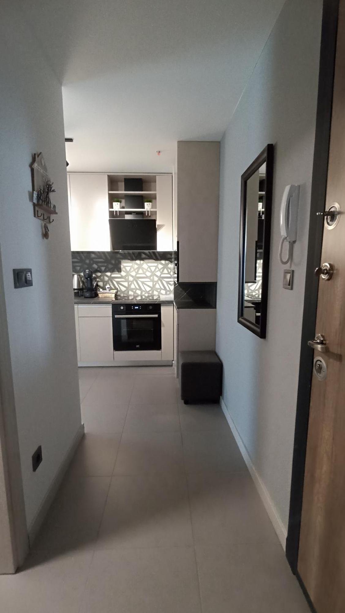 19Th & 18Th Floor Secure Apartments With Pool & Fitness & Parking Included In Price سكوبجي المظهر الخارجي الصورة