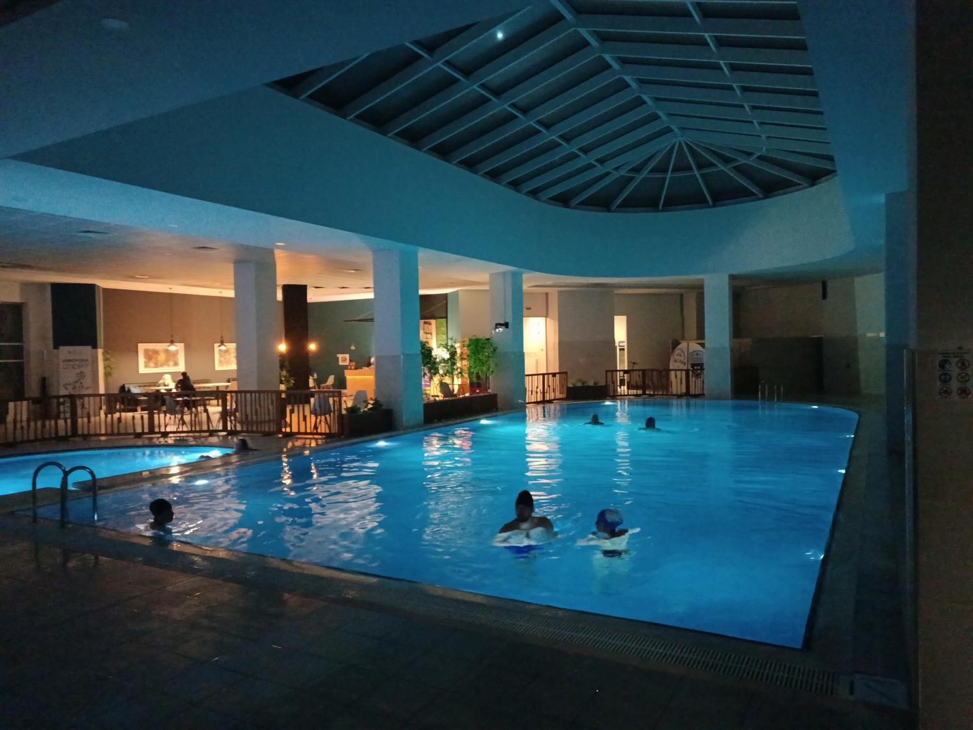 19Th & 18Th Floor Secure Apartments With Pool & Fitness & Parking Included In Price سكوبجي المظهر الخارجي الصورة