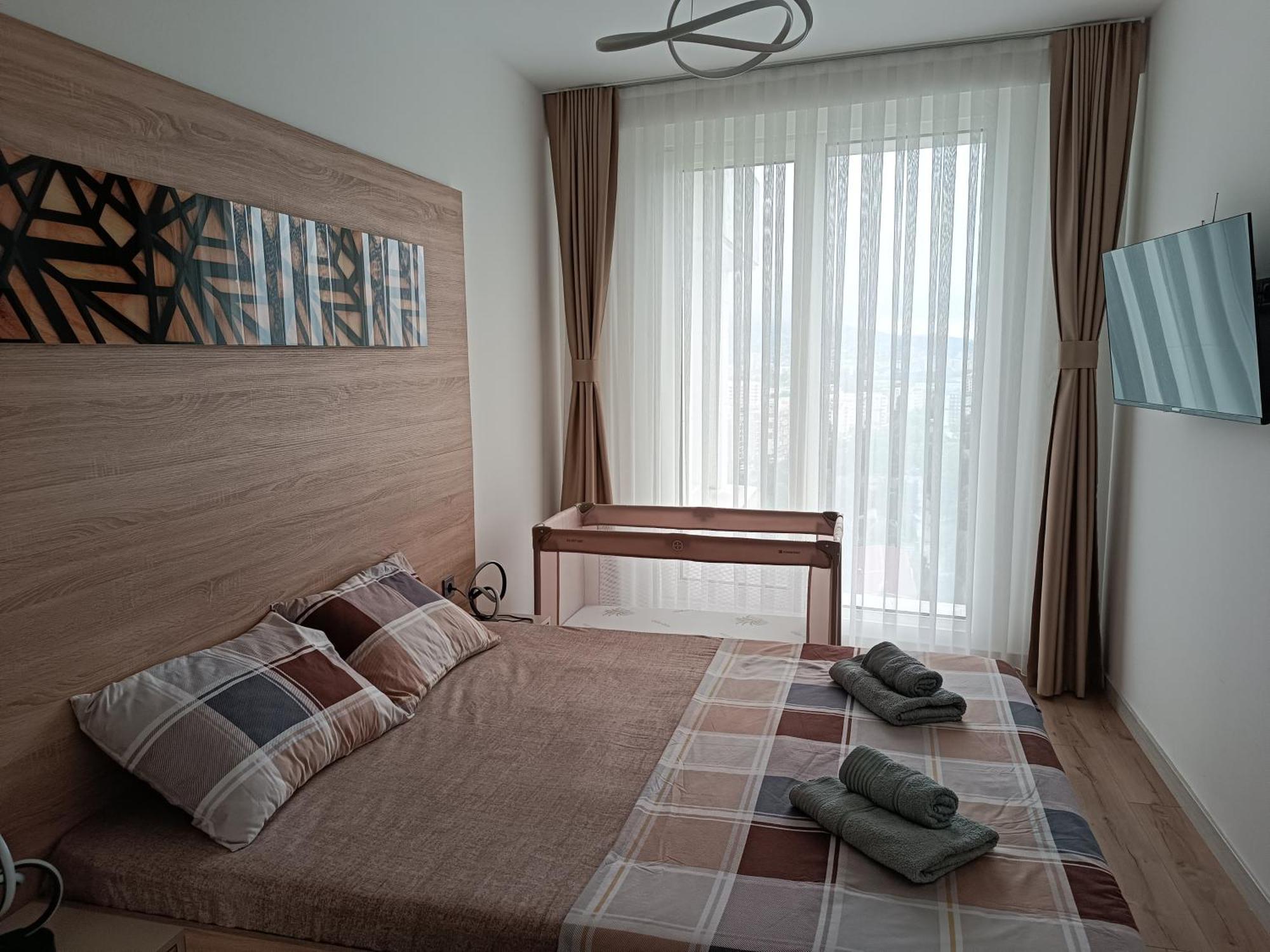 19Th & 18Th Floor Secure Apartments With Pool & Fitness & Parking Included In Price سكوبجي المظهر الخارجي الصورة