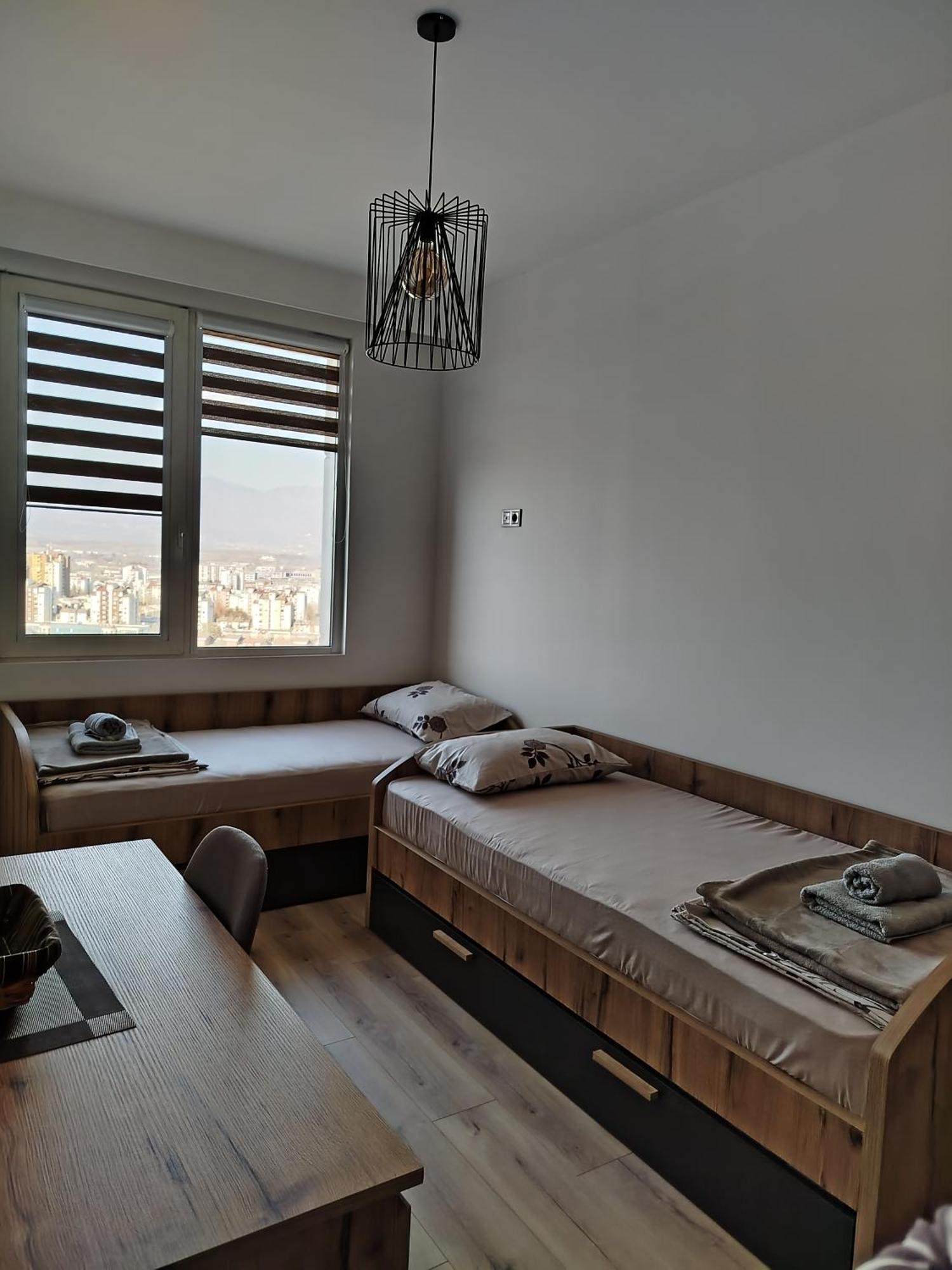 19Th & 18Th Floor Secure Apartments With Pool & Fitness & Parking Included In Price سكوبجي المظهر الخارجي الصورة